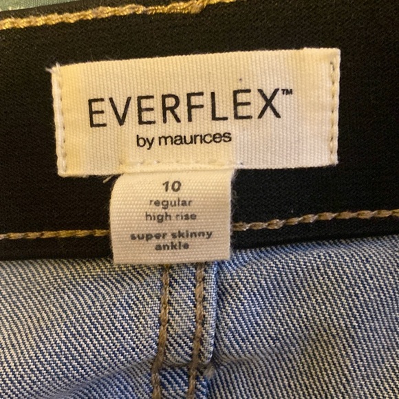 Maurice’s womens jeans - Picture 4 of 4